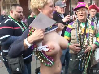 Stella Enjoys Mardi Gras-5