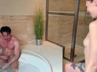 adult clip 38 amateur trans hardcore porn | GinoGemelli - Secret Escapes - Blowjob im Jacuzzi  | hardcore-0