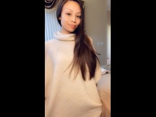 Asian Goddess (@bjqueemenda) Natashaty - watch me undress and crawl onto the massage table to enjoy hands all over my body it 28-02-2020 - Small Tits-2