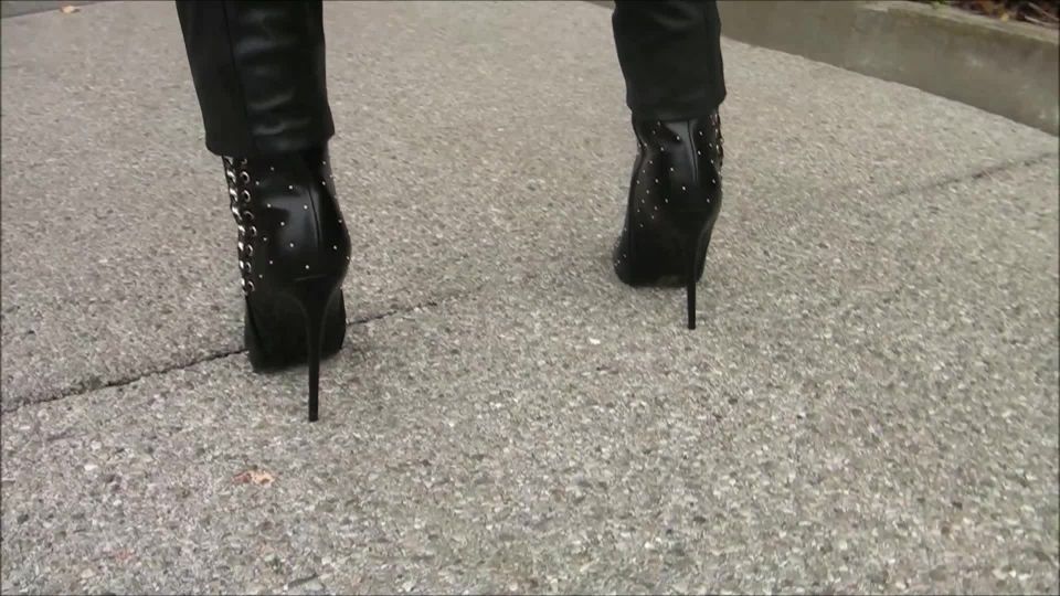 Fetish Diva Nadja - Fetischclip privat Nr.234 femdom Fetish Diva Nadja