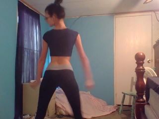 Onlyfans - Paisley pepper - paisleypepperWorking out in yoga pants - 23-02-2018-0