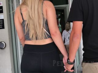 CandidCreeps 773 Yoga Pants Blonde Nice Booty Round Culona Vt-2