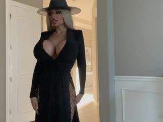 Katy Ann XO () Katyannxo - new clip witch bitch full clip has sound in your inbox 25-10-2021-3