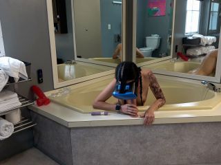 Private Video Of Sweet Dova Masturbating With Big Dildos And VR In Bath-3