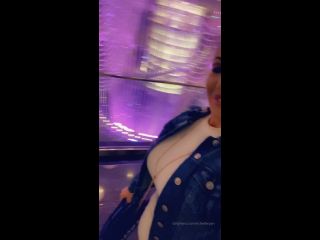 RICHELLE RYAN () Richelleryan - my girlfriend rose and i went boy hunting inside the cosmopolitan the other night 26-11-2019-3