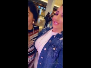 RICHELLE RYAN () Richelleryan - my girlfriend rose and i went boy hunting inside the cosmopolitan the other night 26-11-2019-4