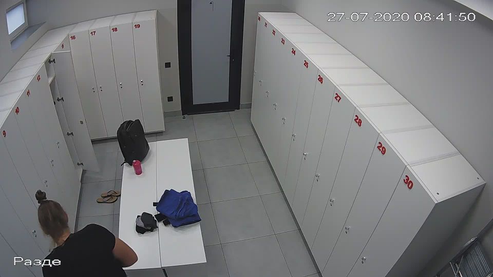 Hidden-Zone.com- Lo2178 Voyeur video from locker room.