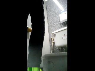 Porn online Voyeur – Thailand student toilet 25 (WMV, 2K UHD, 720×1280) Watch Online or Download!-6