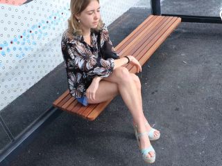 High Heels Meet Up And Teen Girl Foot Worship (Foot Teasing, Public Fee-0