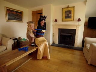 RestrainedEleganceZoe Page & Ariel Anderssen - Timetravel Mistake-4