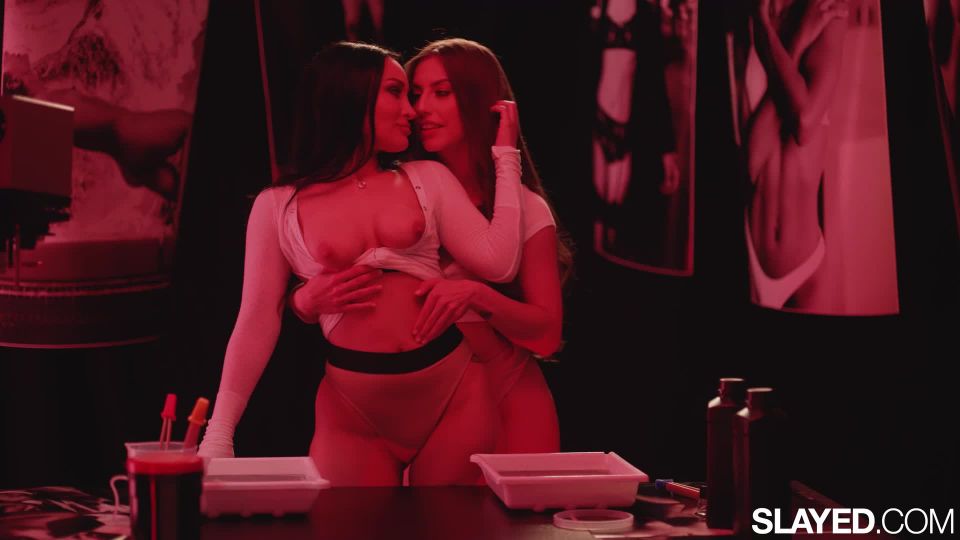 Spencer Bradley and Gabriella Paltrova Lesbian – Development Lesbian!