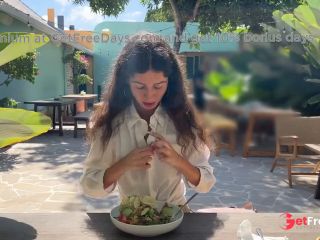 [GetFreeDays.com] I asked a friend to cum on my face in a cafe so I could eat food with sperm - Public Cumwalk Adult Clip November 2022-6