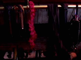 Vampirstyle Fetish Male Domination In Bizarre Dungeon For The Kinky Sub-2